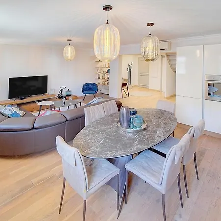 Banane 50m Croisette, Luxueux 4 Pieces Dans De Standing Lejlighed Cannes