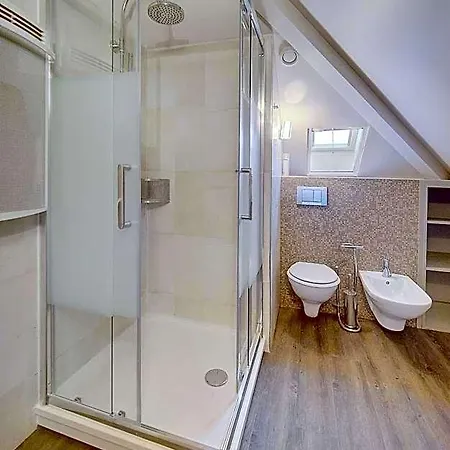 Banane 50m Croisette, Luxueux 4 Pieces Dans De Standing Apartman