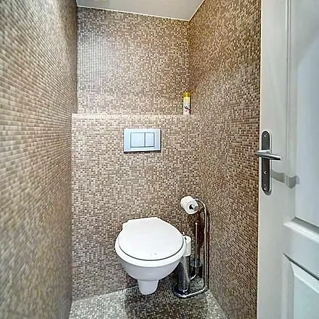Διαμέρισμα Banane 50m Croisette, Luxueux 4 Pieces Dans De Standing *