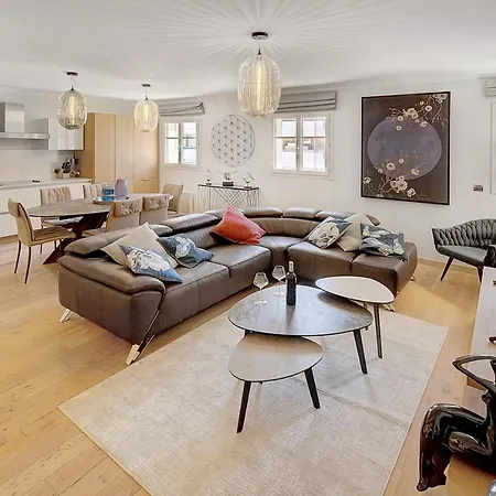 Banane 50m Croisette, Luxueux 4 Pieces Dans De Standing Apartment Cannes
