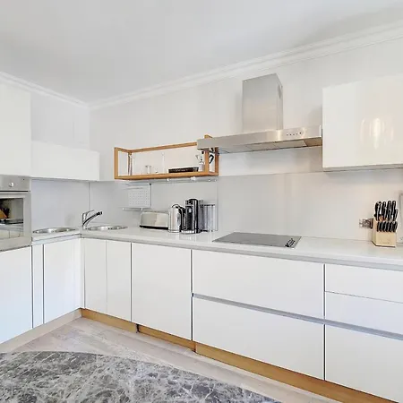 Banane 50m Croisette, Luxueux 4 Pieces Dans De Standing Apartment